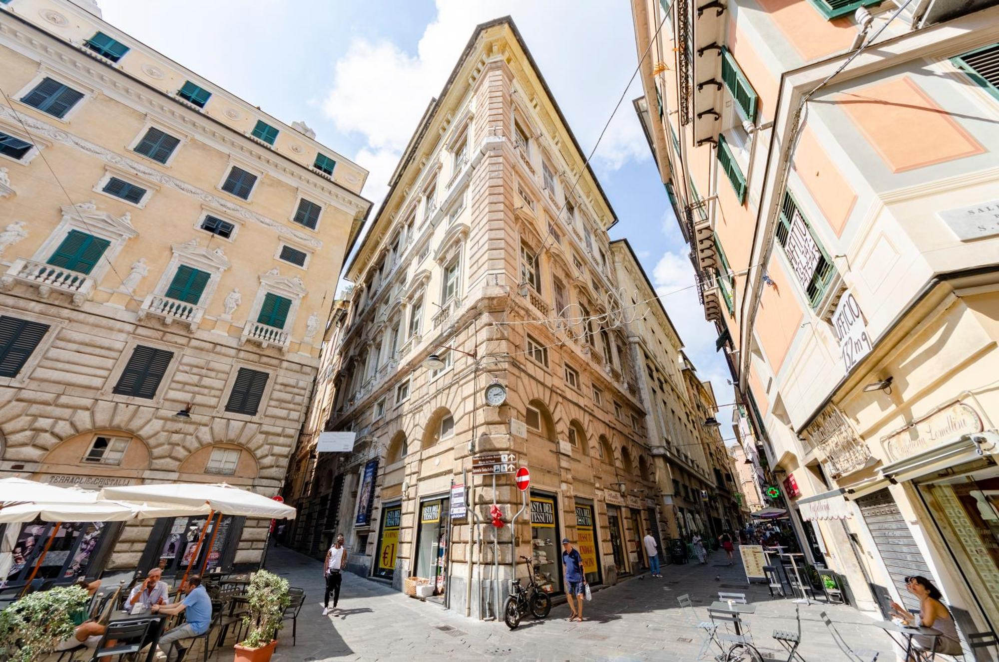 Castelli'S Apartments Campo 9 Genoa Luaran gambar