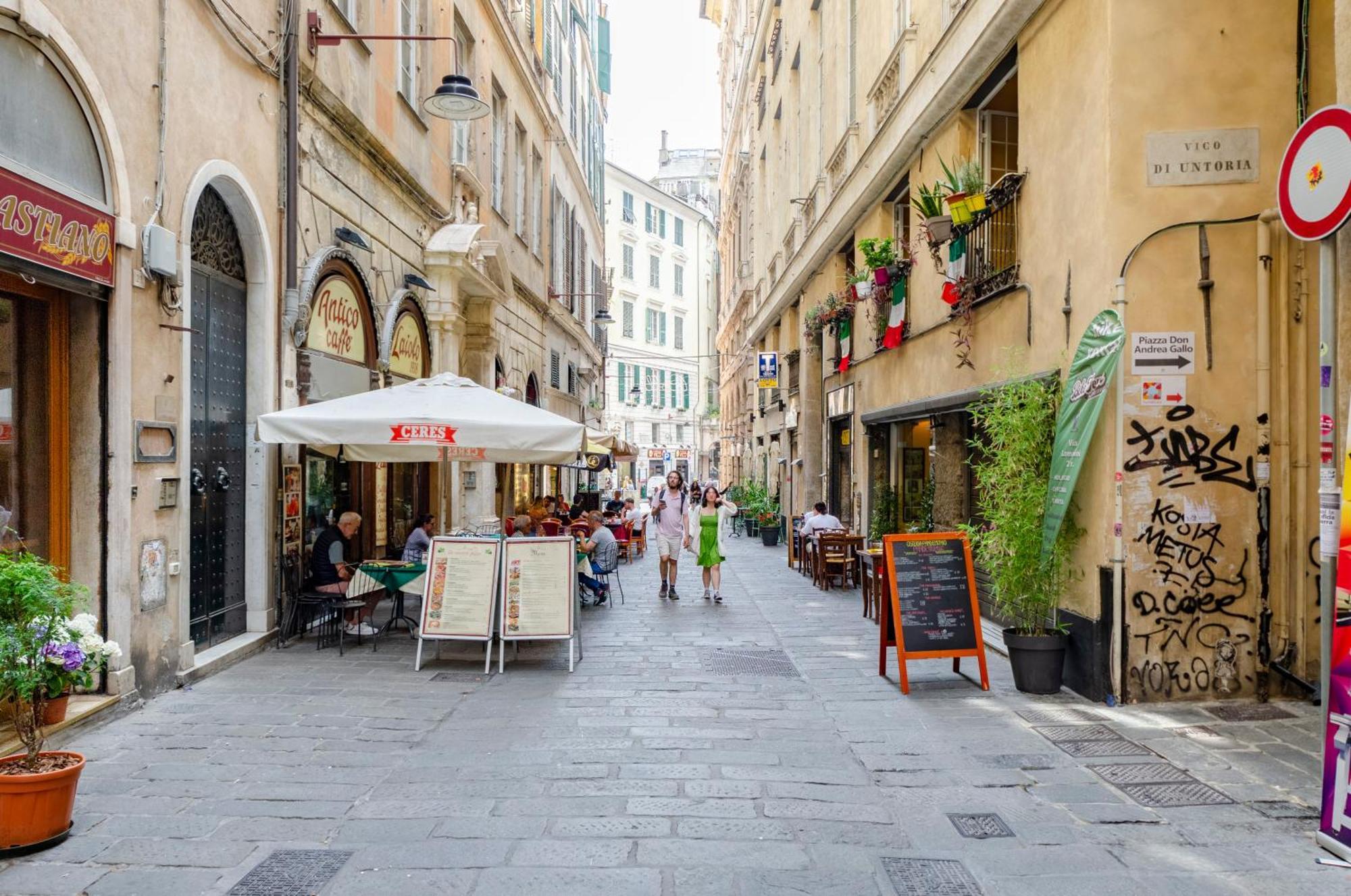 Castelli'S Apartments Campo 9 Genoa Luaran gambar